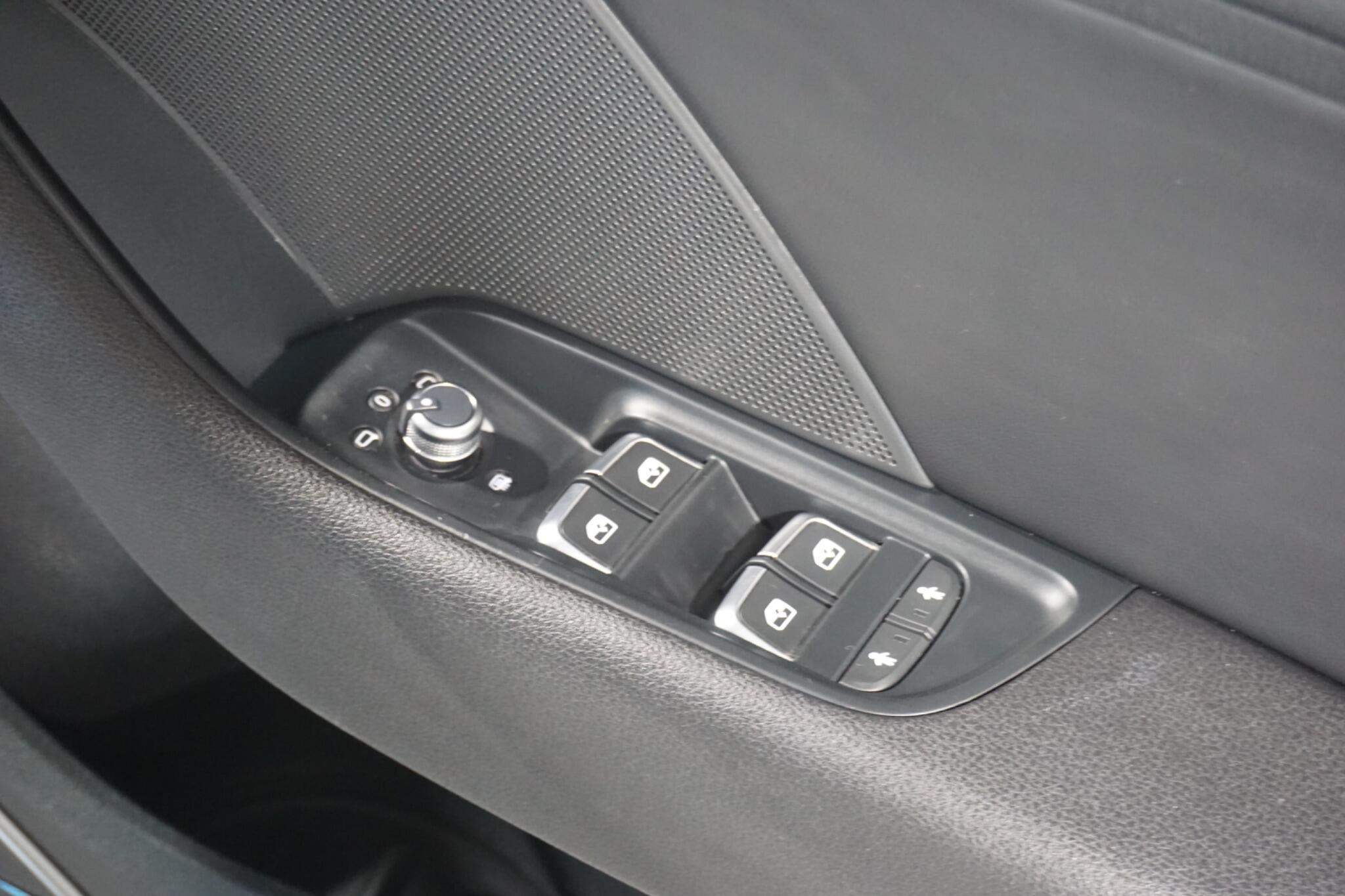 Audi S3 2.0 TFSI Black Edition Sportback 5dr Petrol S Tronic quattro Euro 6 (s/s) (310 ps)